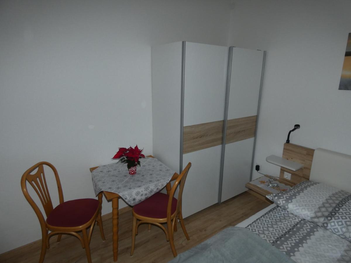 Gaestezimmer Gombotz Etmissl Esterno foto